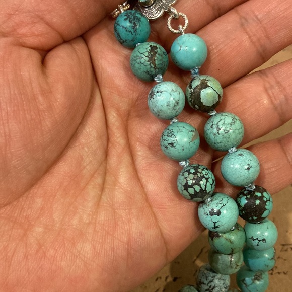 Genuine Arizona Turquoise Hand Knotted Candy Necklace w/ Turquoise Heart Clasp - Picture 12 of 16